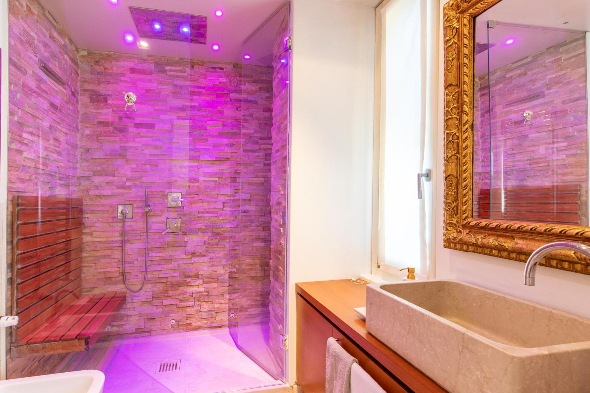 Porta Venezia- Design Apartment, 2-Bedrooms, Netflix, Wifi Milano Dış mekan fotoğraf