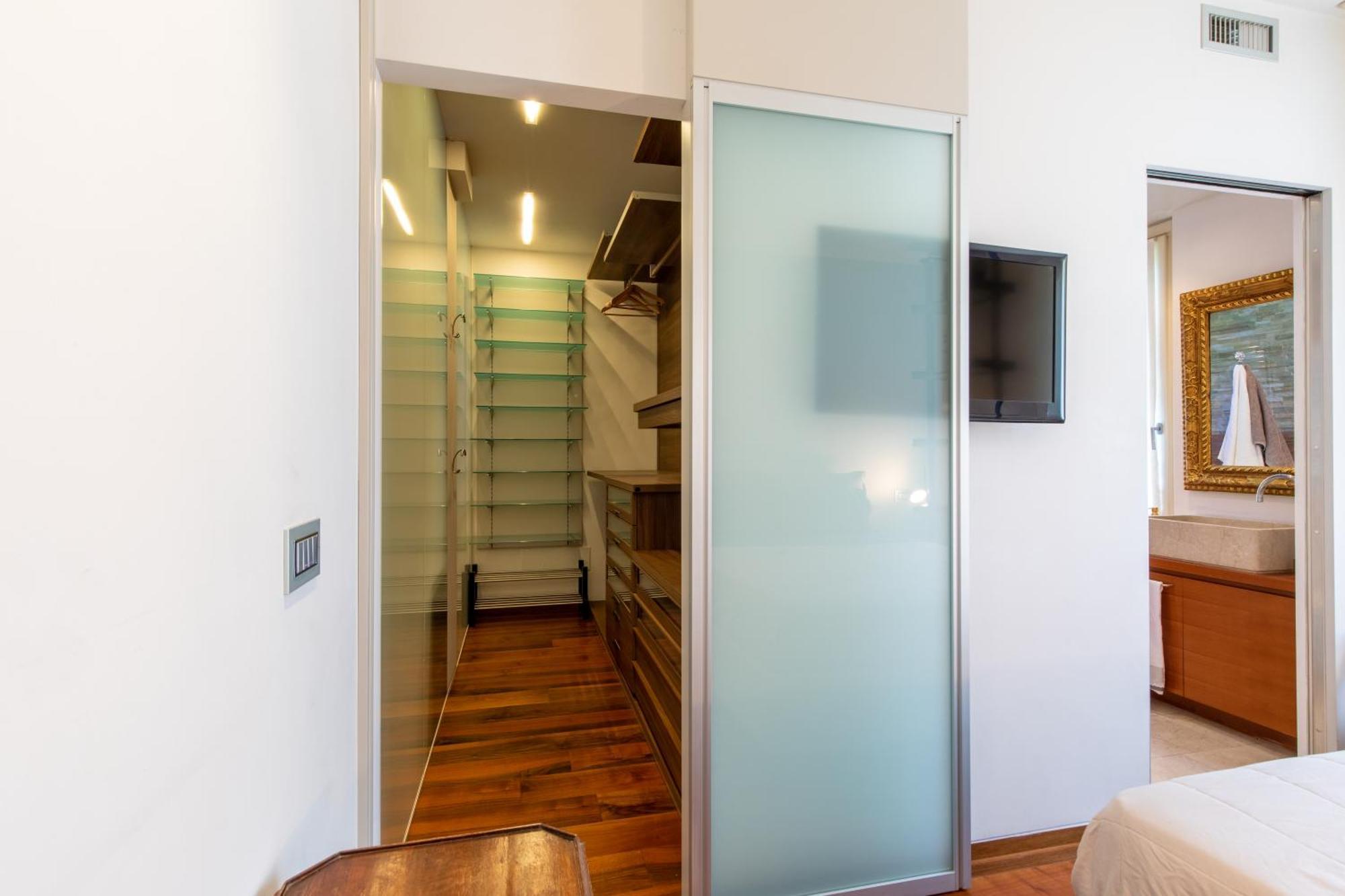 Porta Venezia- Design Apartment, 2-Bedrooms, Netflix, Wifi Milano Dış mekan fotoğraf